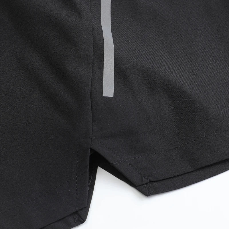 Shorts masculinos de deporte com Faixa Refletiva e Bolsos